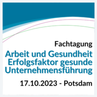 Schriftzug Fachtag "Arbeit und Gesundheit - Erfolgsfaktor gesunde Unternehmensführung" vor weißem Hintergrund